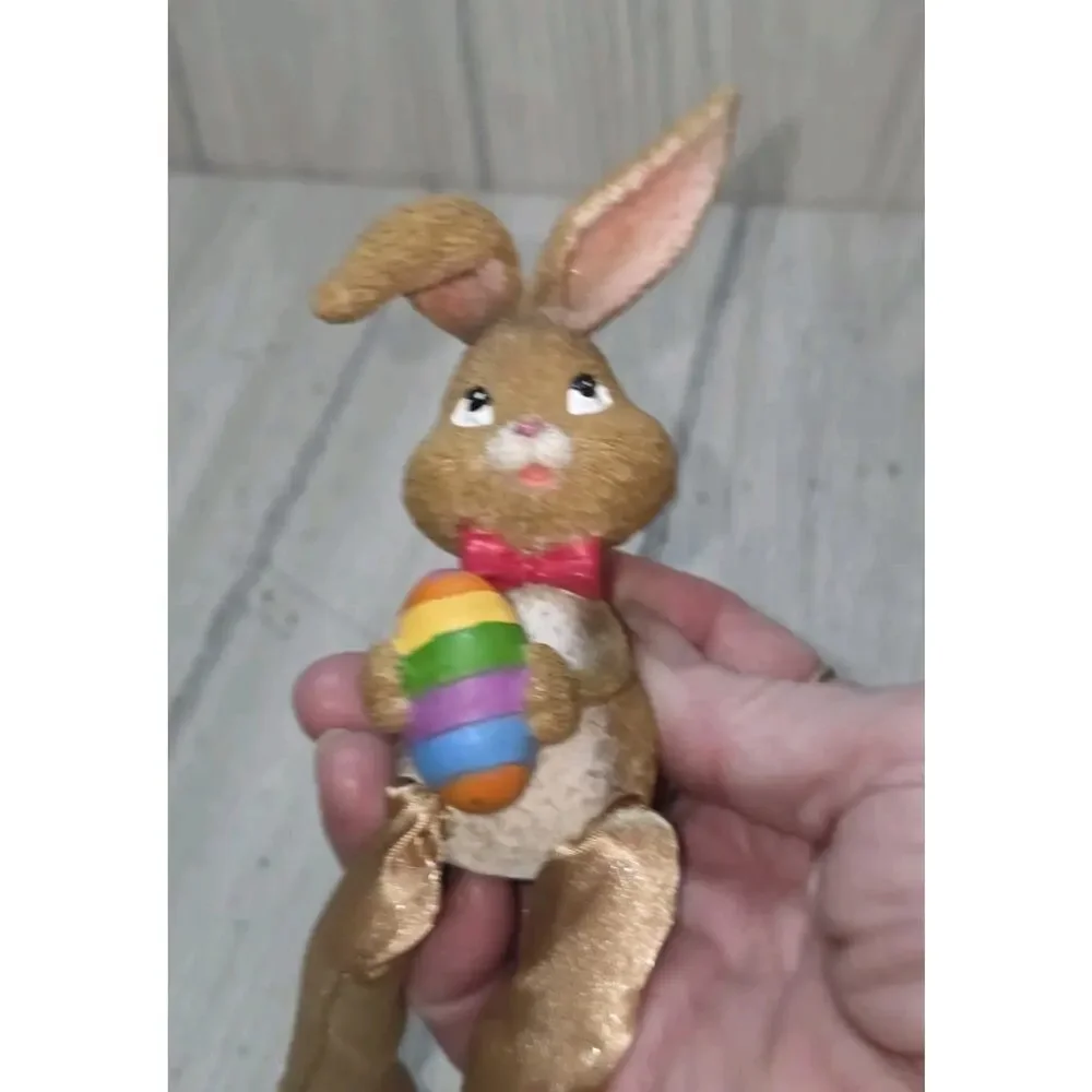 Vintage Wood Look Dangle Leg Easter Bunny Shelf Sitter With Rainbow Egg Cute